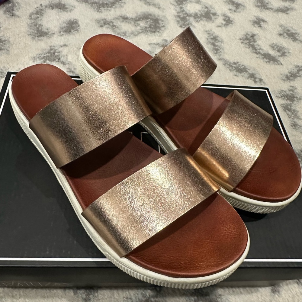 Mia Shoes Gold Sandals with Metallic Straps